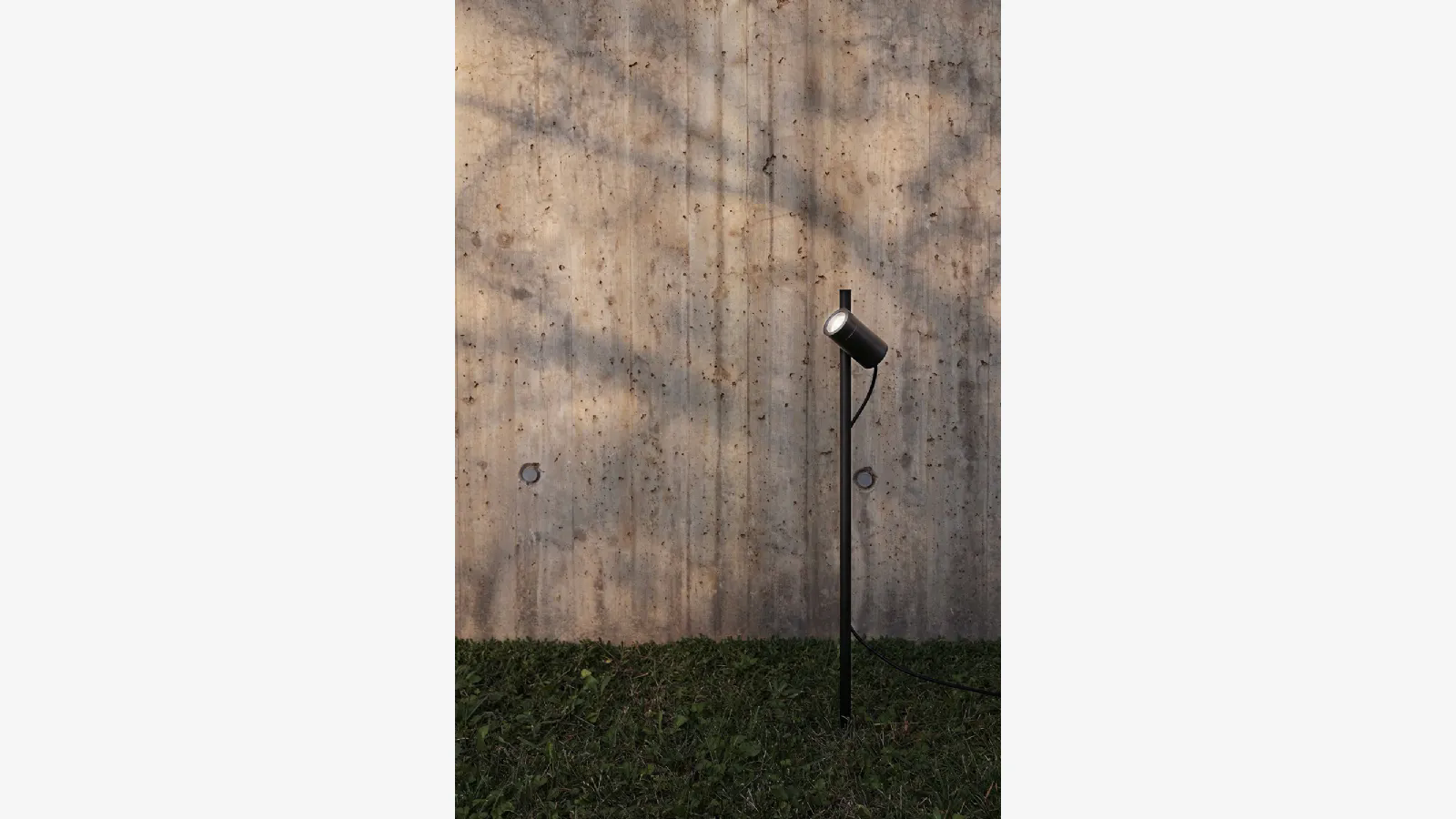 Lampada da esterni Lux Spike di ILTI luce