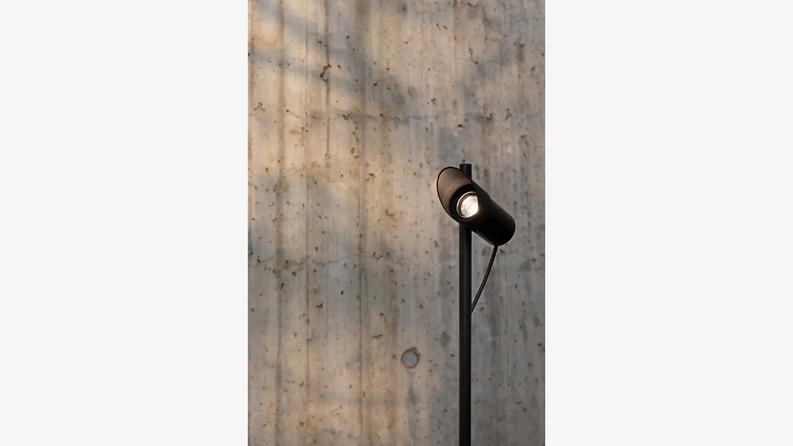 Lampada da esterni Lux Spike di ILTI luce