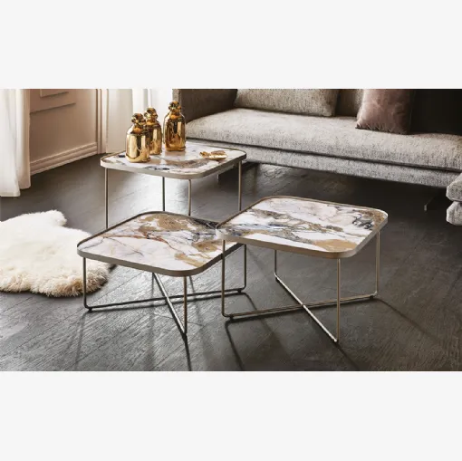 Tavolino in acciaio goffrato e piano in ceramica Benny Keramik di Cattelan Italia