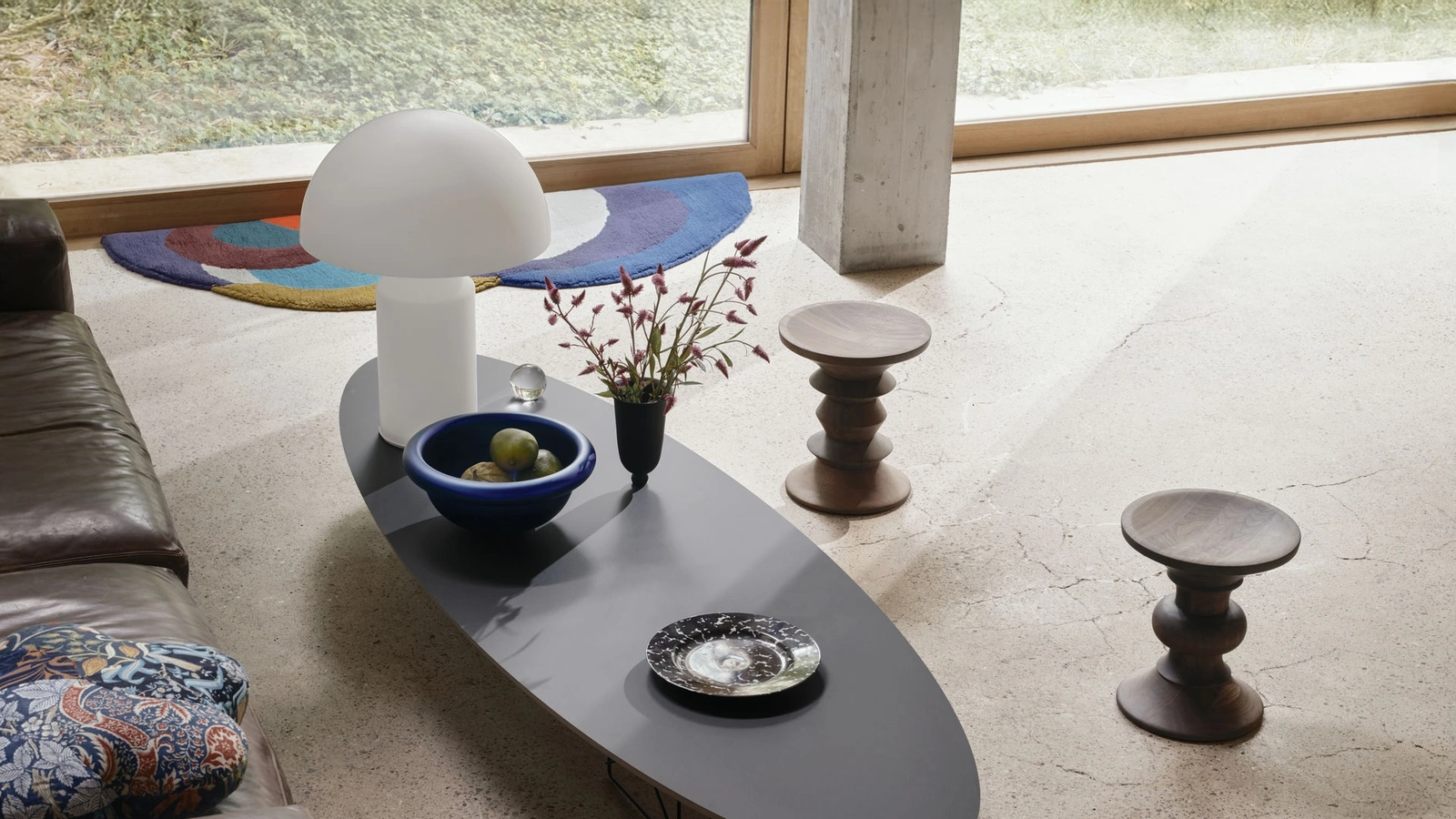 Tavolino in HPL Elliptical Table ETR di Vitra