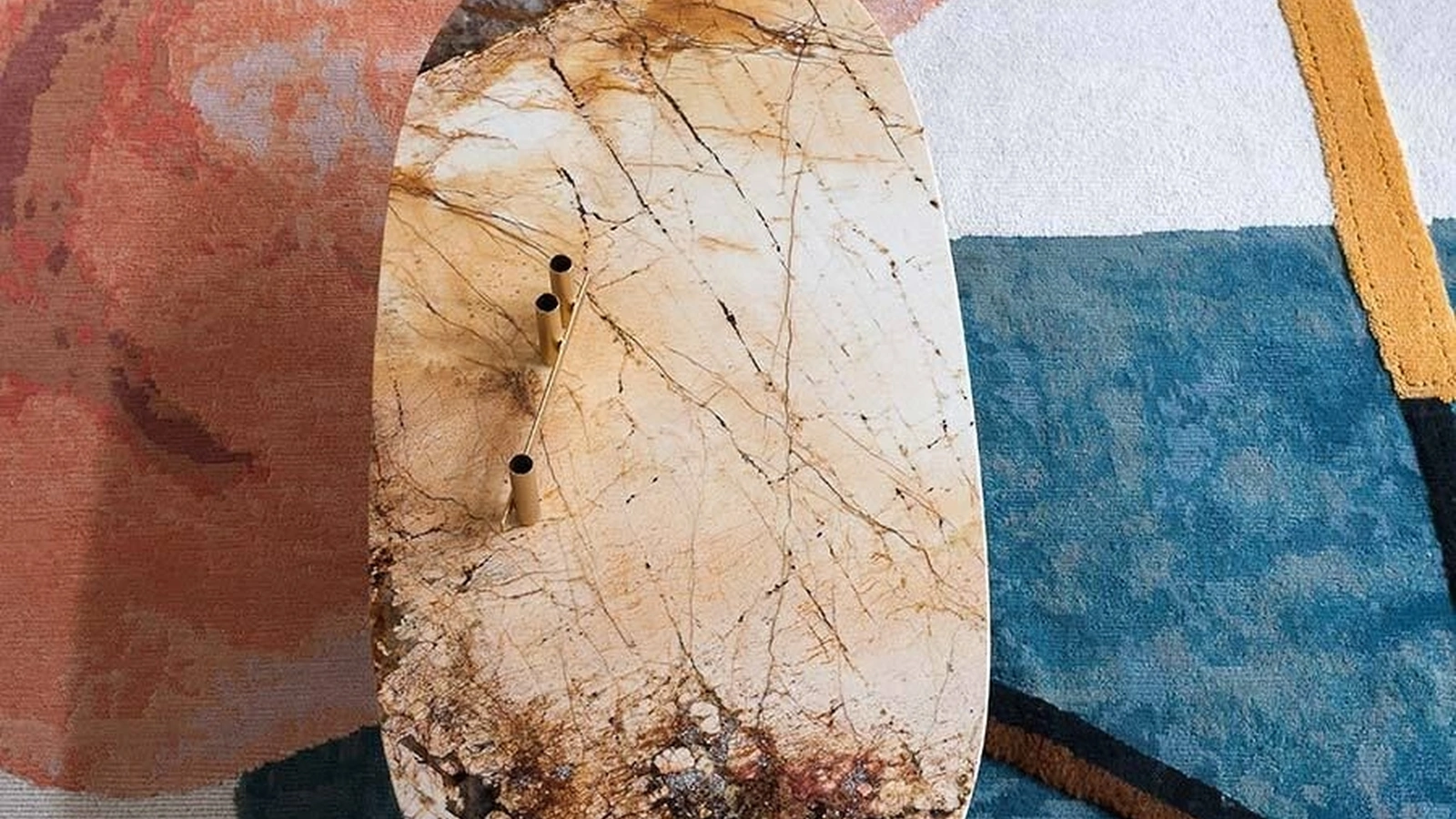 Tavolino Soap in marmo di Tacchini