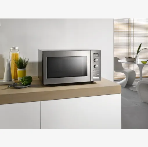 Forno a Microonde con Grill M 6012 SC con programmi automatici di Miele