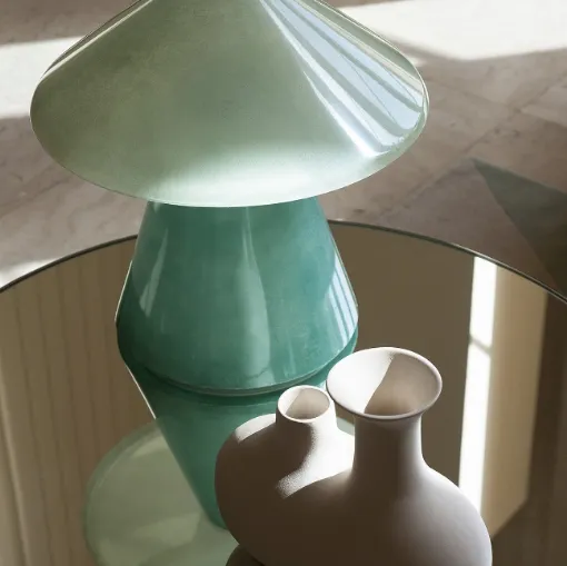Lampada da tavolo in vetroresina ADA di Tacchini