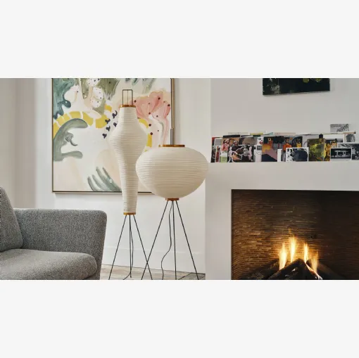 Lampade da terra Akari 10A e 14A realizzate artigianalmente in carta washi di Vitra