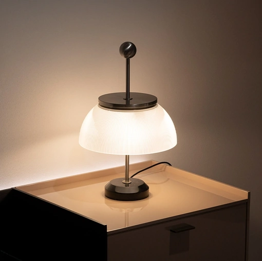 Lampada Alfa di Artemide