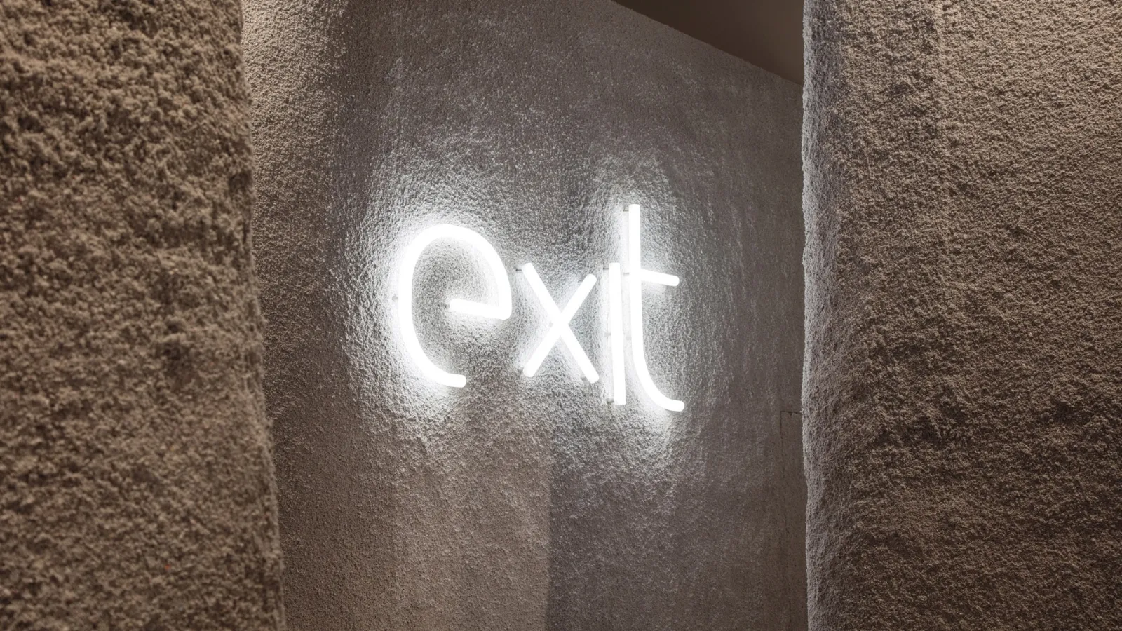 Lampada da parete Alphabet of light di Artemide