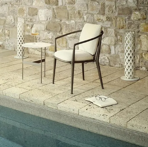 Lampada Charlotte Outdoor Bollard di Slamp