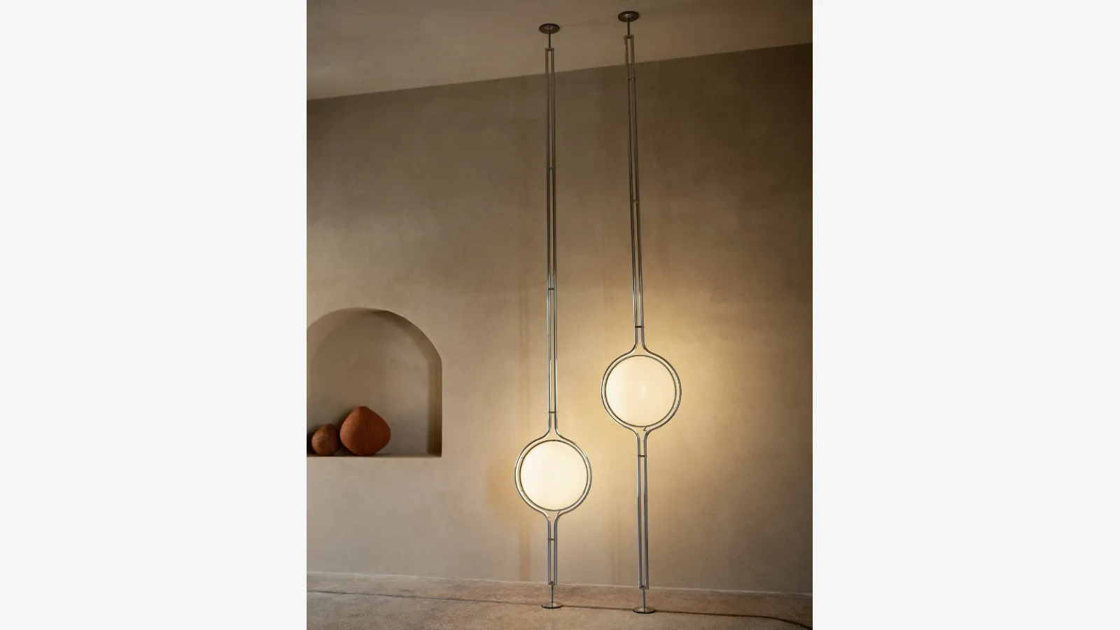 Lampada da terra Dana di Tacchini