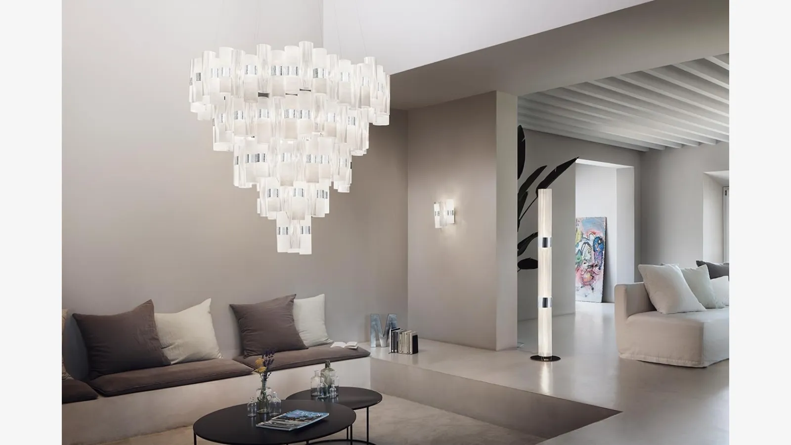 Lampada scenografica dal look retrò La Lollona di Slamp