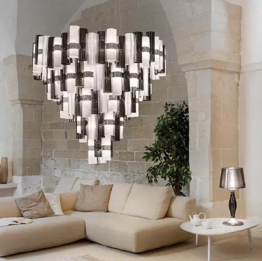 Lampada scenografica dal look retrò La Lollona di Slamp