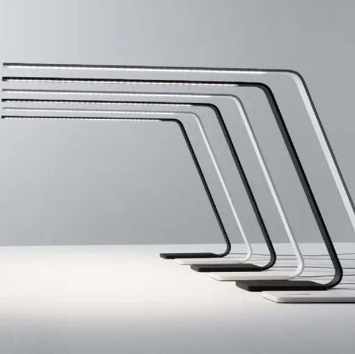 Lampada da tavolo Lama di Stilnovo