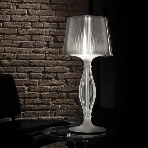 Lampada di ispirazione barocca Liza Table di Slamp