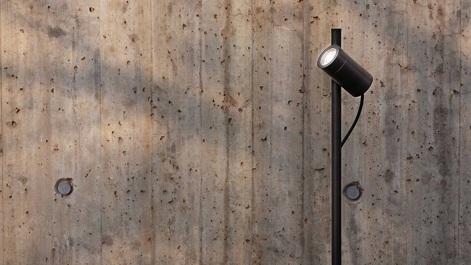 Lampada da esterni Lux Spike di ILTI luce