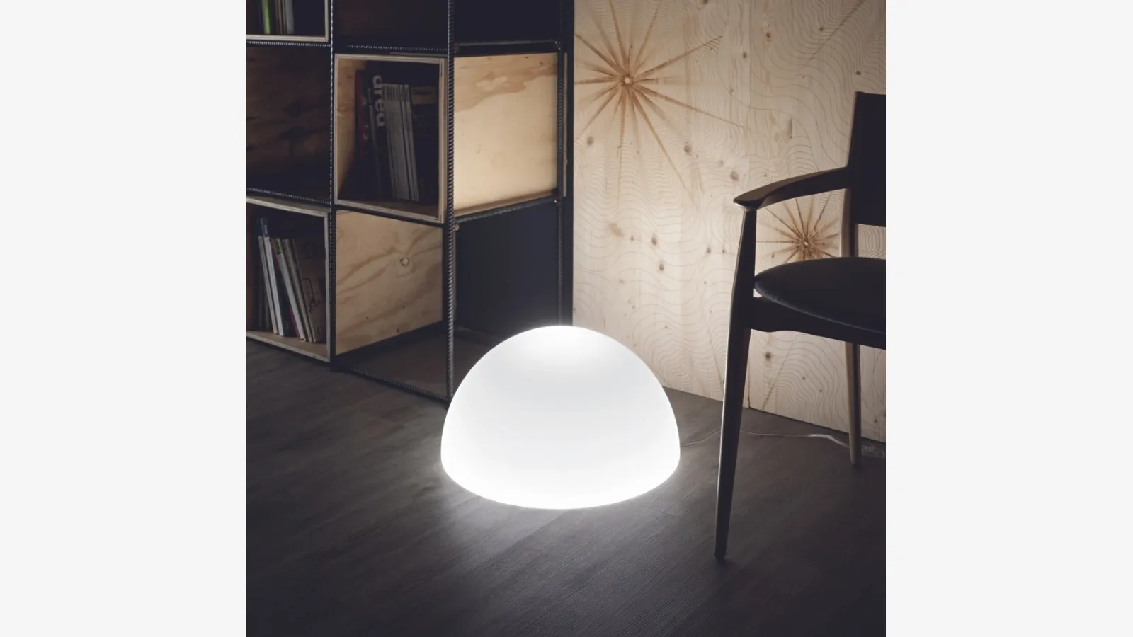 Lampada Ohps Floor da terra di Linea Light