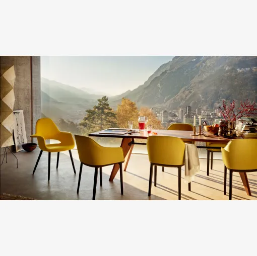Lampada da terra, realizzata a mano, in tradizionale carta washi, da artigiani giapponesi, Akari UF4 L8 di Vitra