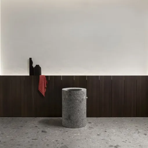 Lavabo interamente realizzato in pietra Anima Liquida di Antoniolupi