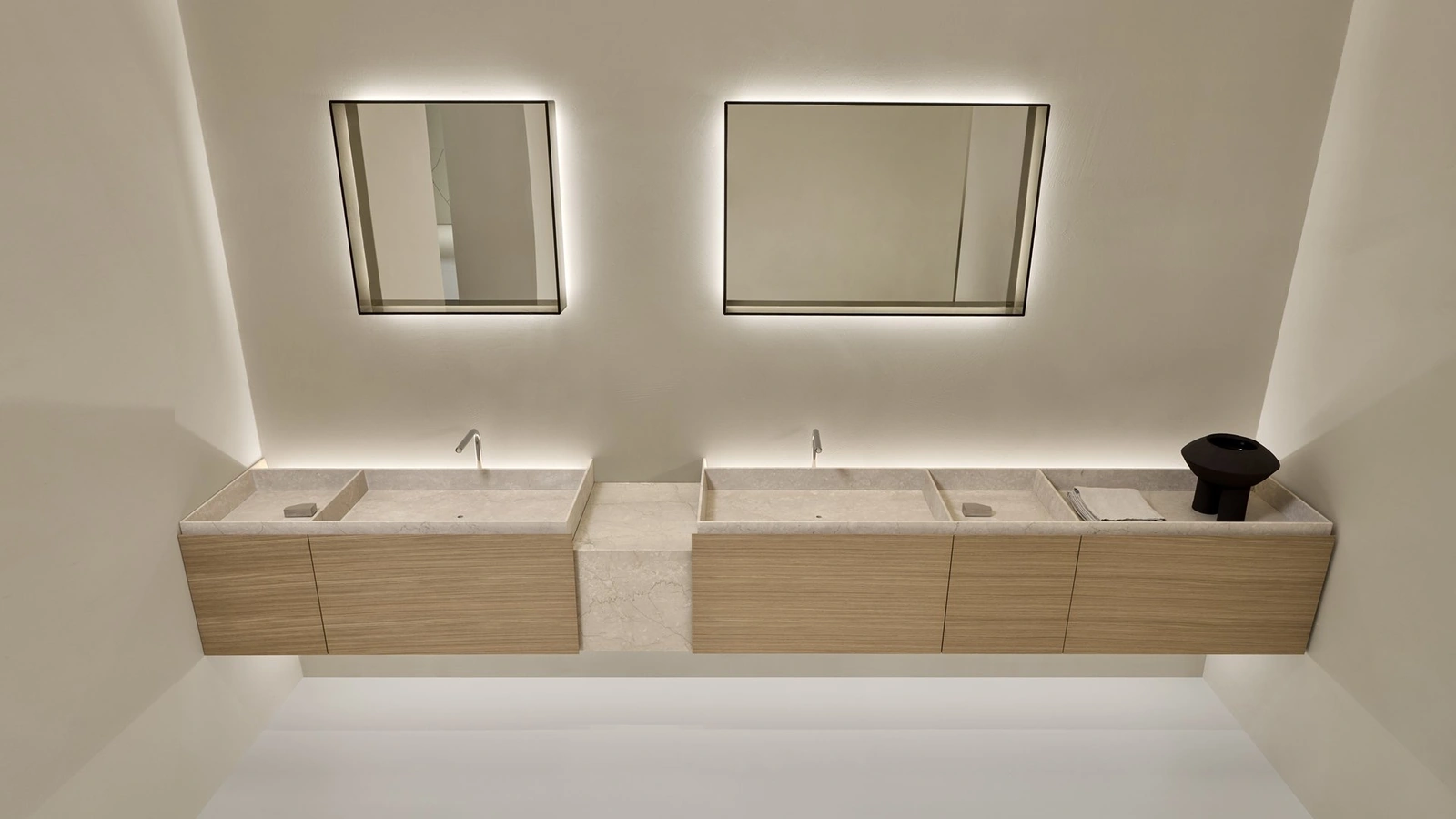 Mobile da Bagno sospeso Nabatei in Rovere di Antoniolupi