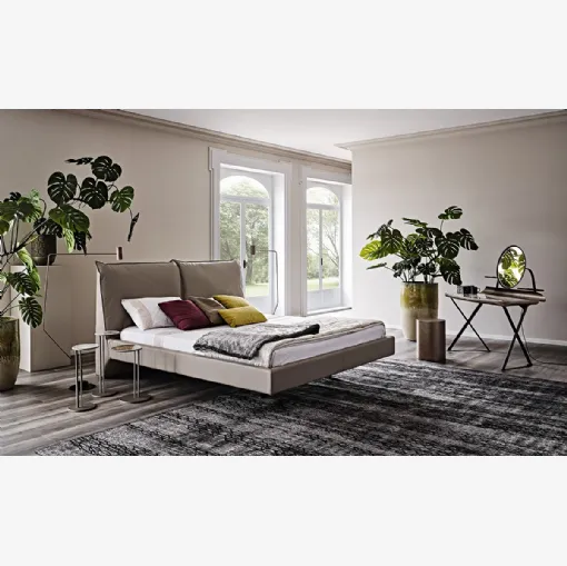Letto in ecopelle con testiera imbottita Lukas di Cattelan Italia