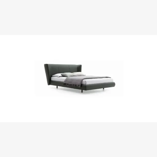 Letto in tessuto con testiera Royal di Ditre Italia