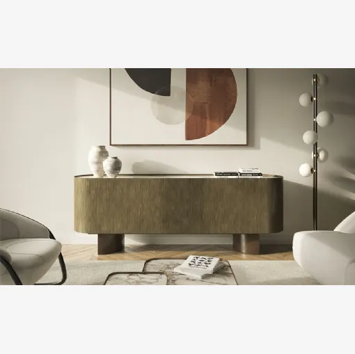 Madia Savoy in legno con ante rivestite in metallo di Cattelan Italia