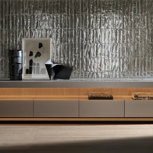 Madia Living Box 02 in laccato opaco e legno di Molteni & C