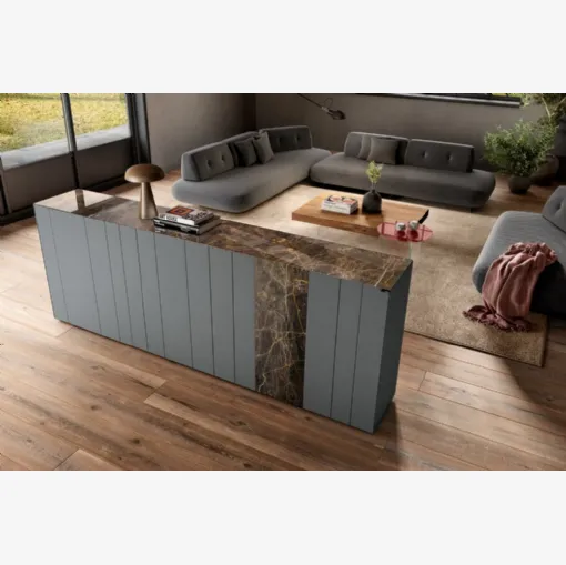 Madia freestanding NOW 1385 in vetro dall'aspetto monolitico di Lago