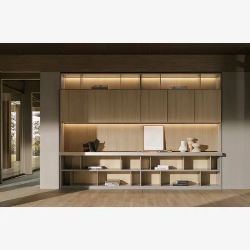 Libreria 505 UP SYSTEM 09 in essenza rigata di Molteni & C