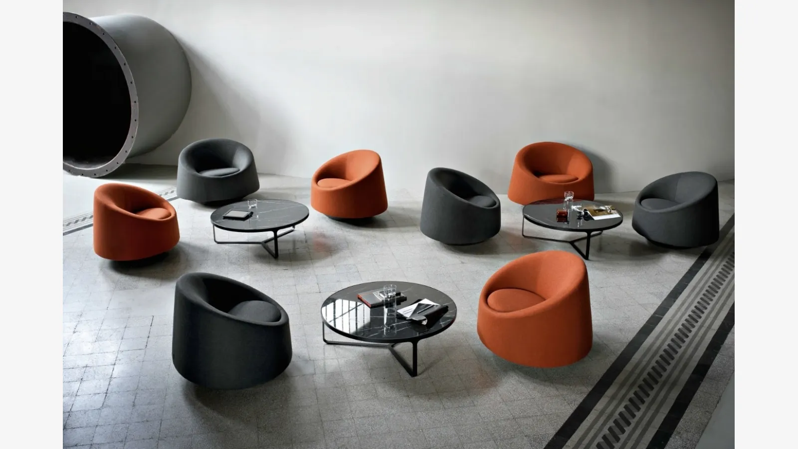 Poltroncina Crystal di Tacchini
