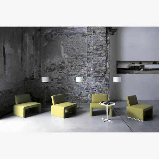 Poltroncina Labanca di Tacchini