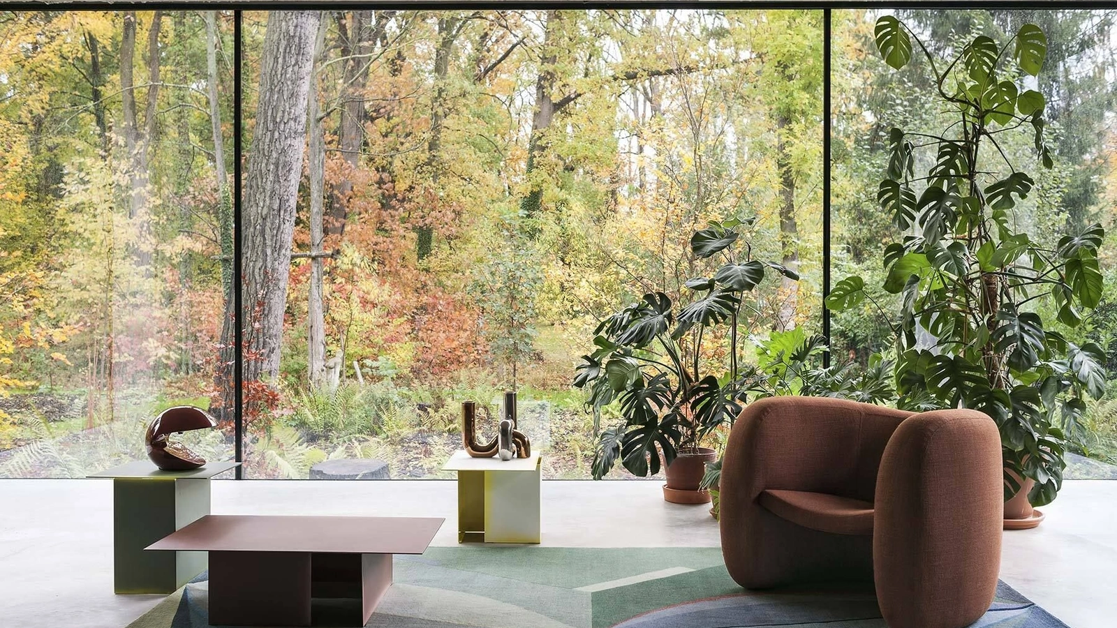 Poltrona Lagoa in tessuto imbottito di Tacchini