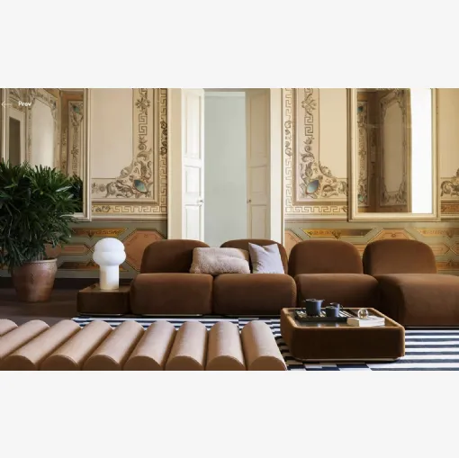 Divano con penisola Victoria di Tacchini
