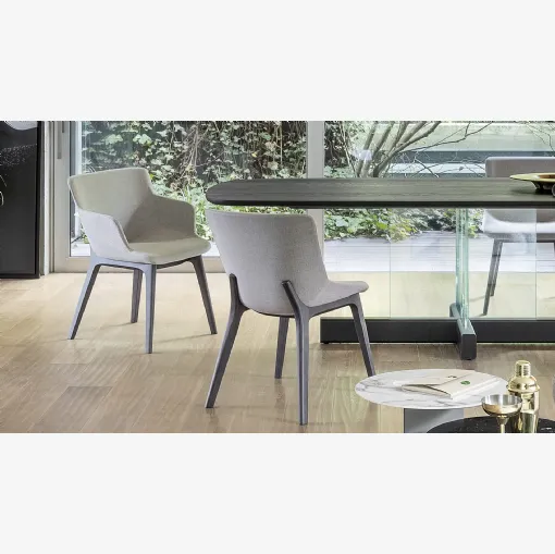 Sedia con o senza braccioli in tessuto con gambe in legno Artika di Bonaldo