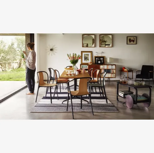 Sedia in legno di rovere con o senza braccioli Belleville Wood di Vitra