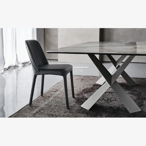Sedia in pelle imbottita Wilma di Cattelan Italia