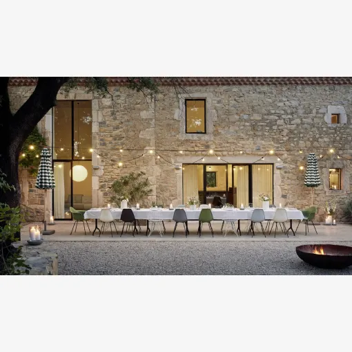 Sedia impilabile in polipropilene con quattro gambe in tubolare di acciaio Eames Plastic Side Chair RE DSX di Vitra