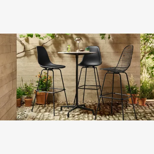 Sgabello Eames Plastic Stool RE High di Vitra