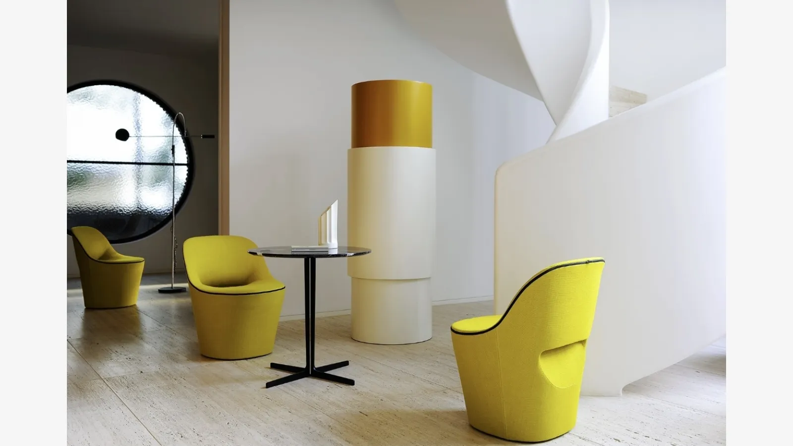 Sedia Eddy di Tacchini