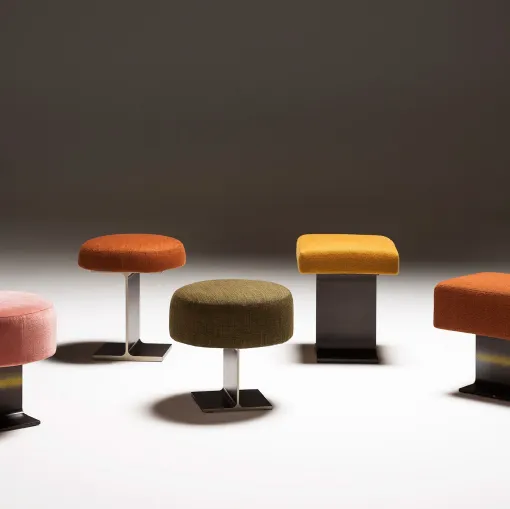 Sgabello Trono in tessuto imbottito di Tacchini