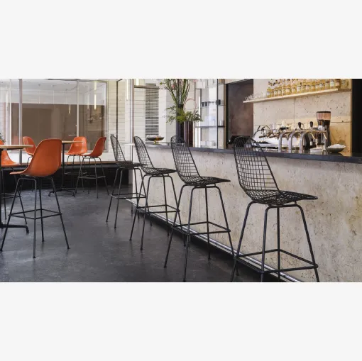 Sgabello Wire Stool High di Vitra