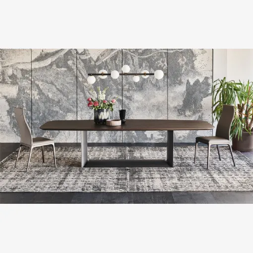 Tavolo con base in acciaio e piano in legno con angoli stondati Dragon Wood di Cattelan Italia