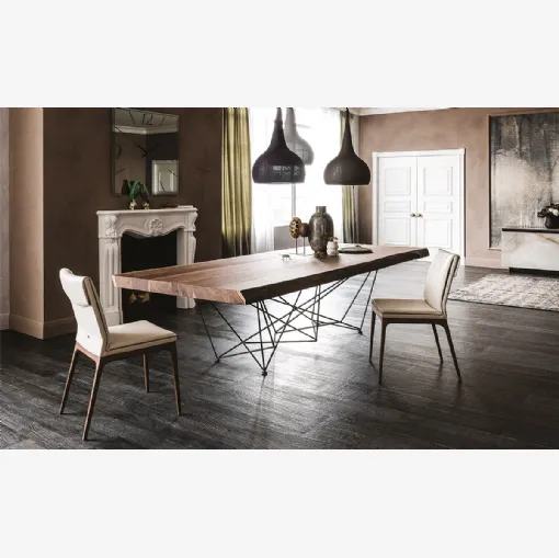 Tavolo con piano in legno di noce massello con bordi irregolari Gordon Deep Wood di Cattelan Italia