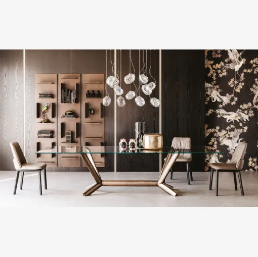 Tavolo con base in acciaio e piano in cristallo Planer di Cattelan Italia