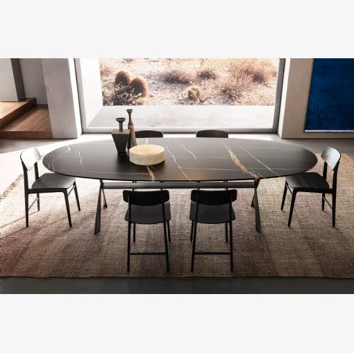 Tavolo Gatwick con top in Marmo di Molteni & C