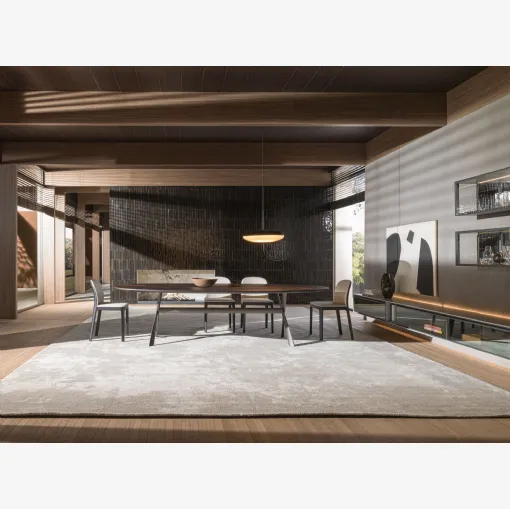 Tavolo ovale Gatwick con top in Eucalipto con disegno a intarsio e struttura in Alluminio in di Molteni & C