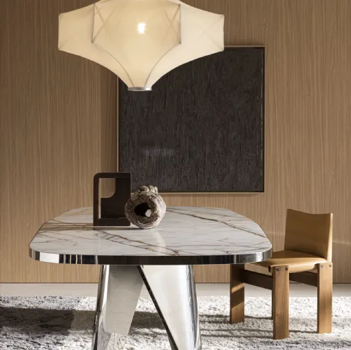 Tavolo Lise con top in marmo di Molteni & C