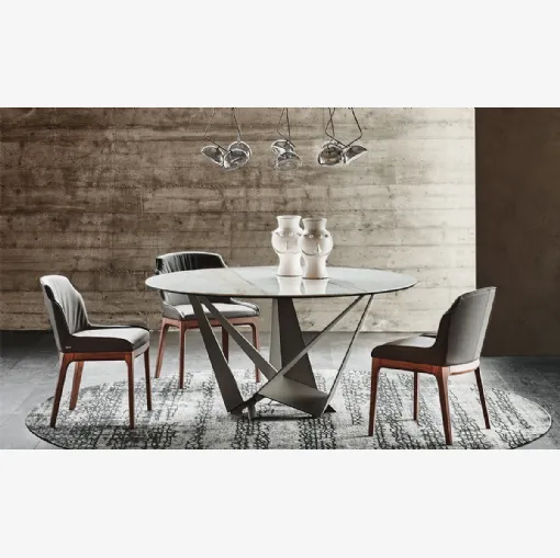 Tavolo rotondo in ceramica con base in acciaio Skorpio Keramic Round di Cattelan Italia