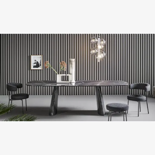 Tavolo Torii con top in ceramica e base in metallo con inserti in ceramica di Bonaldo