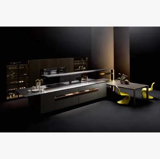 Cucina Design con isola Nautila 02 in laccato iron quartz e top in acciaio inox satinato di Arrital