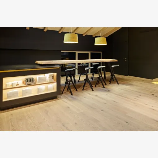 Parquet Respiro in Rovere nodoso spazzolato Fiemme Tremila