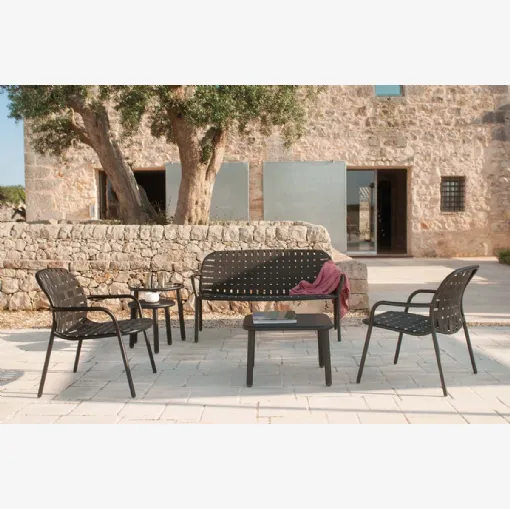 Arredo da esterno in alluminio e cinghie elastiche Yard di Emu